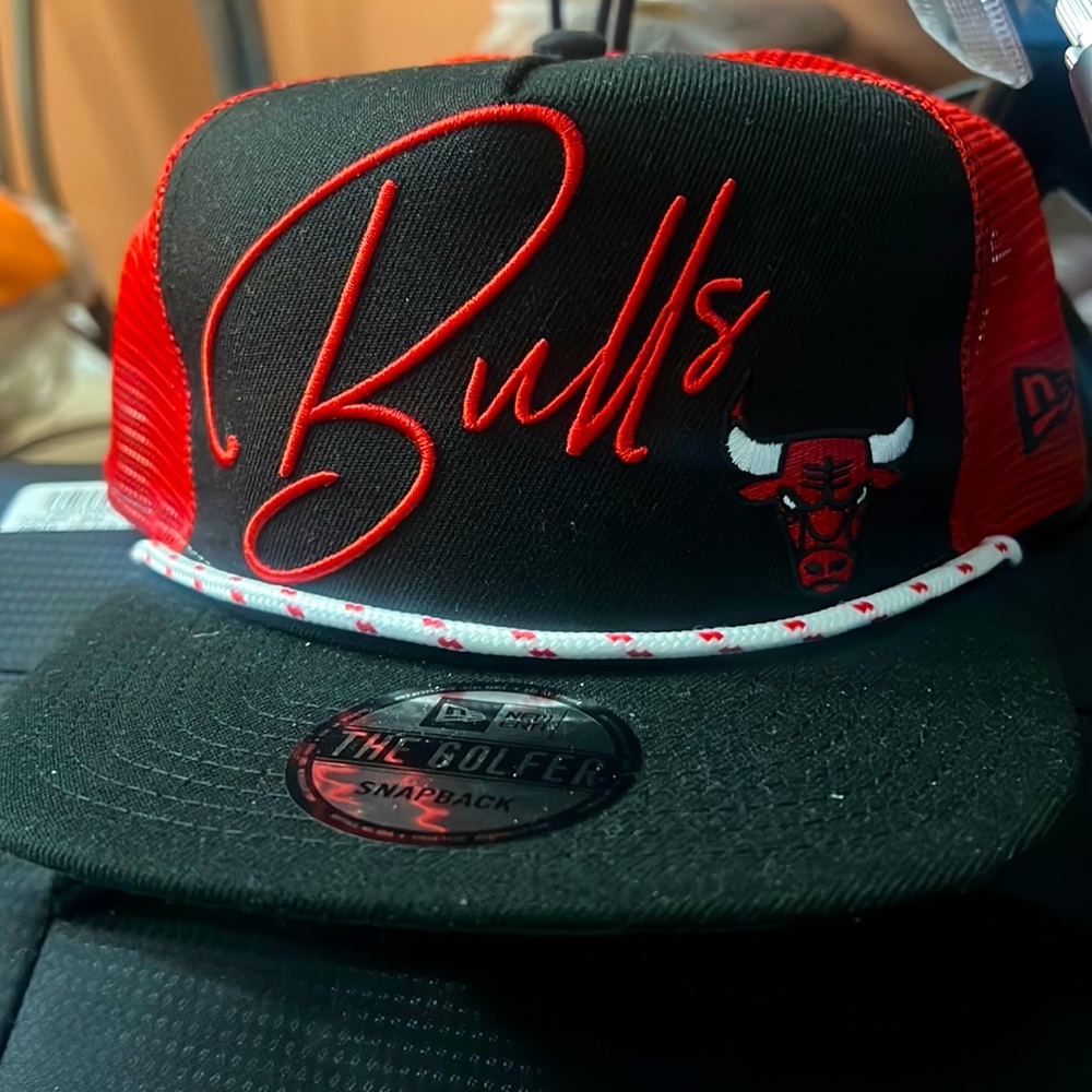 Brand new Bulls Golfer SnapBack